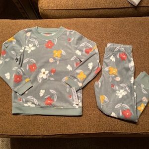 NWT Girls size 7 Carters Green Floral Fleece Top & Bottom Pajama Set